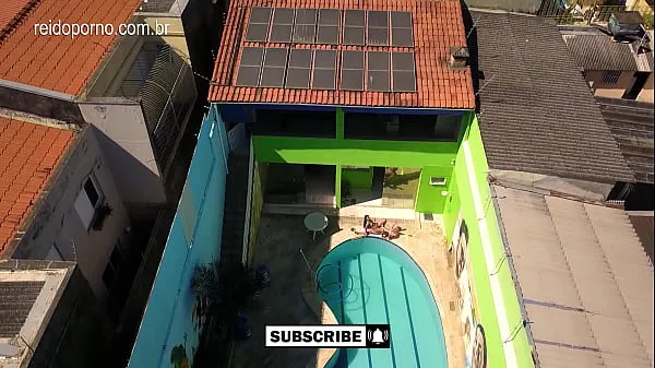 大Incredible video of DRONE in São Paulo that catches couple fucking by the pool新视频