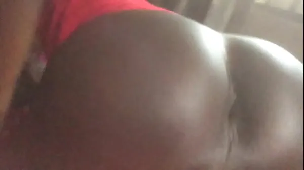 Ebony Ladyboy shows ass nude Video mới lớn
