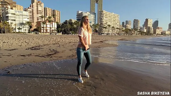Big Wet shoot on a public beach with Crazy Model. Risky outdoor masturbation. Foot fetish. Pee in jeans new Videos