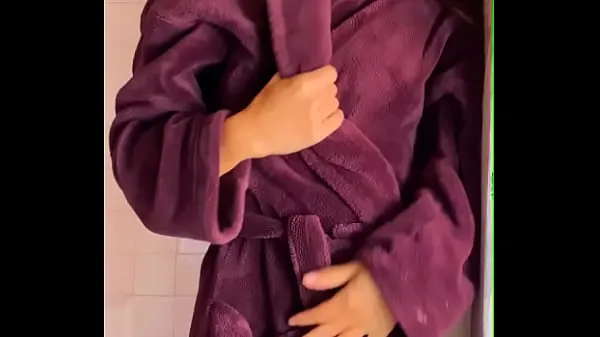 Heats up after the shower Video mới lớn