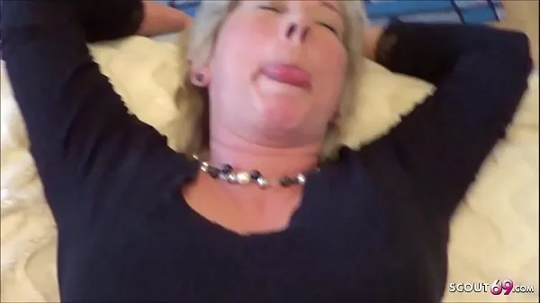 German Granny catch Masturbate and Seduce Fuck by Young Guy Video baharu besar