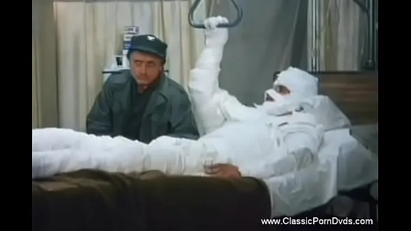 Vintage Nurses Frolic For Sexy Fun Video baharu besar