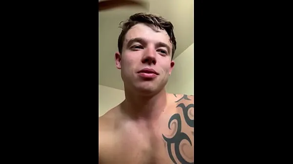 Veliki Jaxon's Tight Ass Gets Beat Around The Room By Brian Big Balls novi videoposnetki