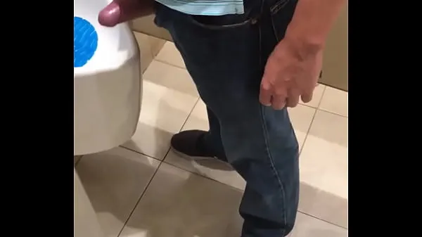Big Lord shows me his cock in the bathrooms new Videos