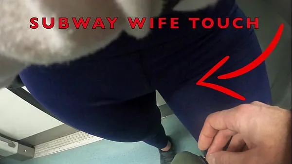 Stora My Wife Let Older Unknown Man to Touch her Pussy Lips Over her Spandex Leggings in Subway nya videor