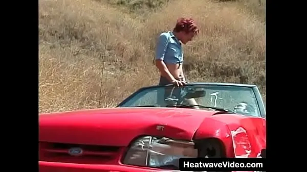 대규모 18 And Confused - Michelle Andrews - A pretty redhead teen being fucked on the car in the desert개의 새 동영상
