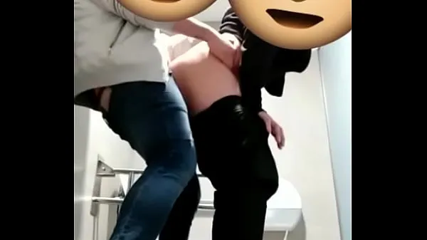 Grote Rich fucked public toilets nieuwe video's