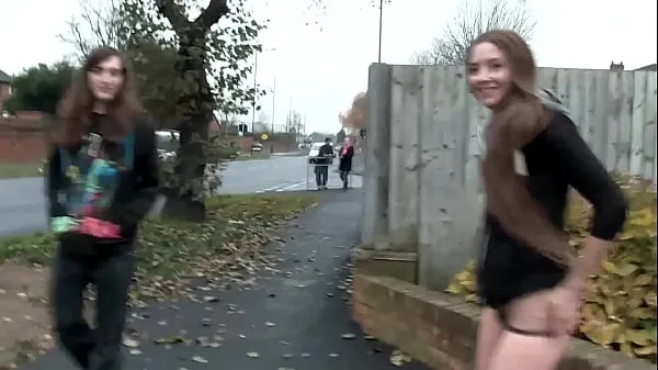 Store Naughty brunette teen babe Leyla pissing outdoors nye videoer