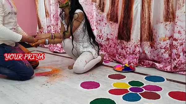 Isoja Holi special: Indian Priya had great fun with step brother on Holi occasion uutta videota