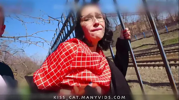 بڑے Let's walk in Nature - Public Agent PickUp Russian Student to Real Outdoor Fuck / Kiss cat 4k نئے ویڈیوز