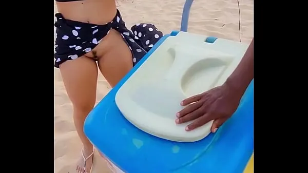 Grote The couple went to the beach to get ready with the popsicle seller João Pessoa Luana Kazaki nieuwe video's