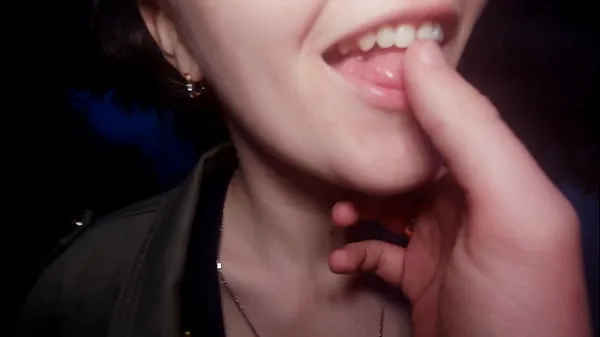 Stora Risky Public Blowjob With Cum In Mouth nya videor