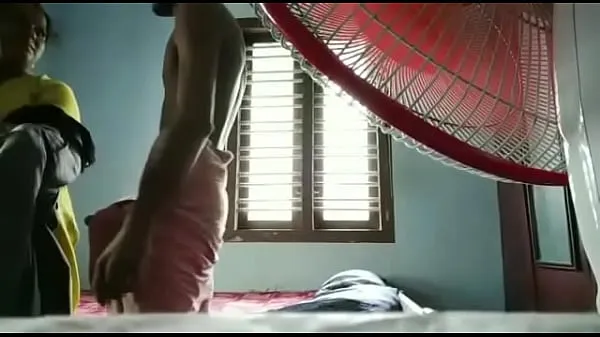 วิดีโอใหม่ยอดนิยม Young mallu boy invites horny lover home รายการ