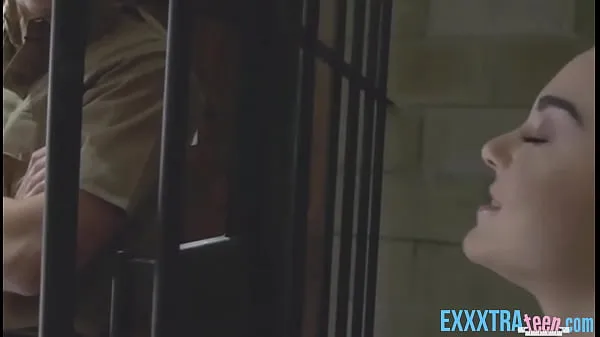 Büyük Brunette Petite Teen Megan Marx Fucked In Jail Cell By Guard yeni Video