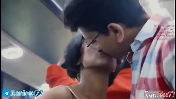 Teen girl fucked in Running bus, Full hindi audio Video baru yang besar
