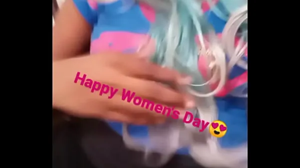 Tristina Millz Celebrating Women's Day 2021 SuperWomen Shirt Video baru yang besar