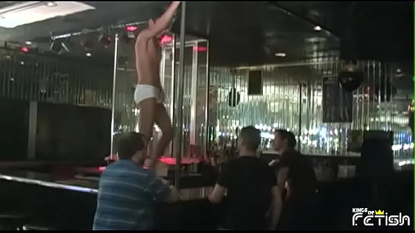 Two horny men and handsome stripper blow their big cocks until they cum at the striptease club Video baru yang besar