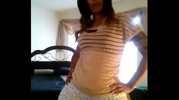 วิดีโอใหม่ยอดนิยม The Boss Lady 305 shows you her booty is all natural รายการ