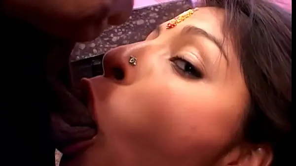 Grandes Hot Teen Indian Hindi adora ser transado por estranho com enorme gozada facial - áudio hindi claro novos vídeos