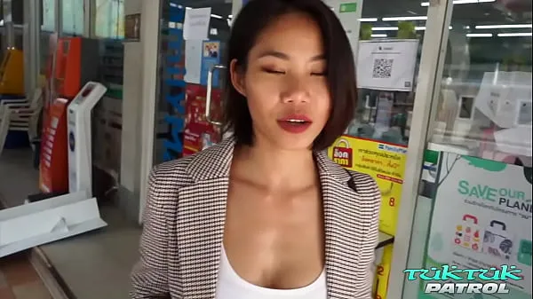 Grandes A garota sexy dos sonhos de Bangkok solta um discurso de prazer no pau branco novos vídeos
