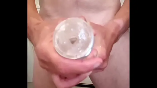 Grote Fleshlight orgasm in bathroom nieuwe video's