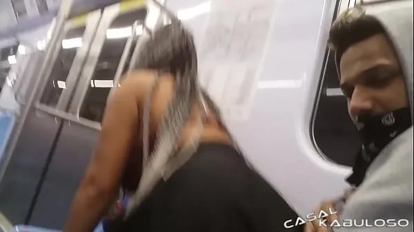 Taking a quickie inside the subway - Caah Kabulosa - Vinny Kabuloso Video baru yang besar