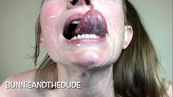 대규모 Breastmilk Facial Big Boobs - BunnieandtheDude개의 새 동영상