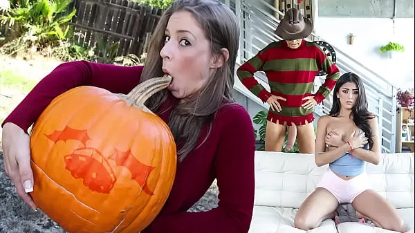 BANGBROS - This Halloween Porn Collection Is Quite The Treat. Enjoy Video baharu besar