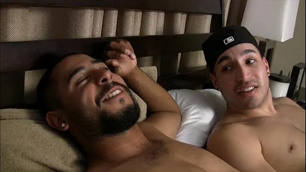 วิดีโอใหม่ยอดนิยม Sexy big dick Latinos sucking รายการ