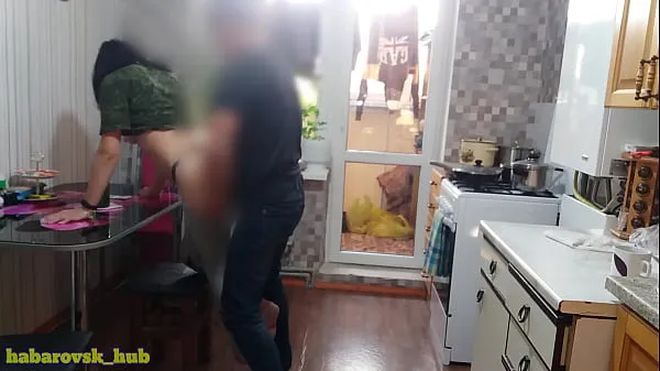 husband showered and wife fucked by best friend مقاطع فيديو جديدة كبيرة