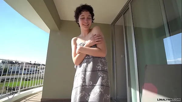 Store First FUCK outdoors! LinaLynn on the hotel balcony nye videoer