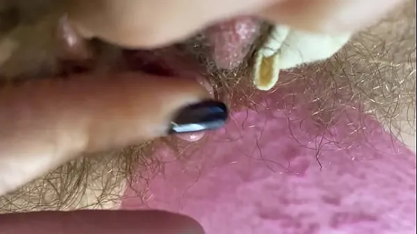 Extreme Closeup Big clit Rubbing orgasm wet hairy pussy Video baru yang besar