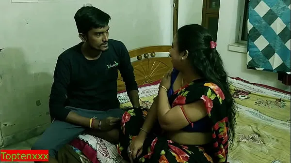 วิดีโอใหม่ยอดนิยม Indian hot bhabhi suddenly getting fucked and cum inside by husbands brother! with clear hindi audio รายการ