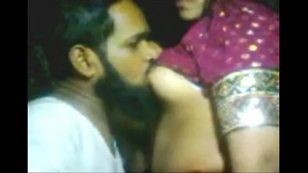 대규모 Indian mast village bhabi fucked by neighbor mms - Indian Porn Videos개의 새 동영상