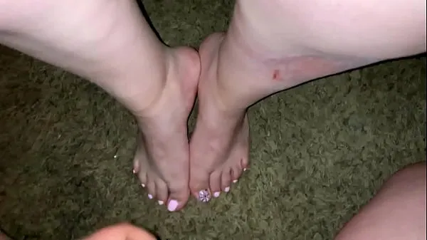Grote Much needed Cumshot on hot amateur Latina feet (Feet Cumshot nieuwe video's