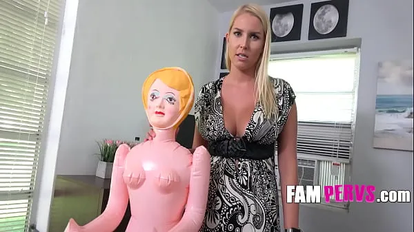 I'm Offended You Bought A Sexdoll While I'm Here For You, Step Son - Vanessa Cage, Peter Green مقاطع فيديو جديدة كبيرة