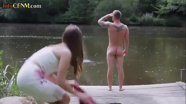 CFNM dominas sucking submissive outdoors in erotic group Video baharu besar