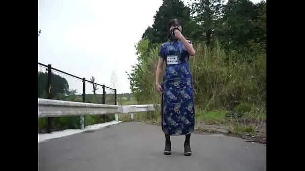 大きなレイアヤナシ日本の女装チャイナドレスオナニー新しい動画
