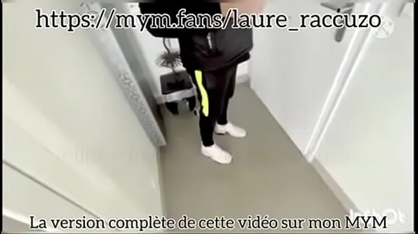 Velká REAL PORN - A young French slut empties the pizza delivery guy's balls nová videa