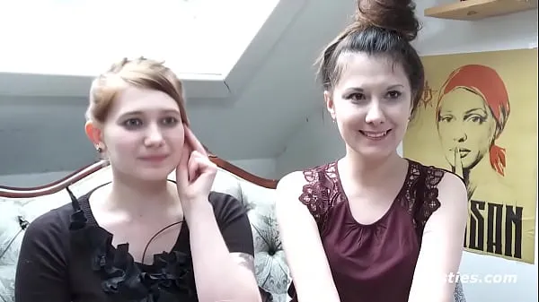 Velká Ina & Maria Have Kinky Lesbian Fun nová videa