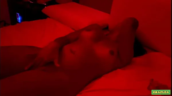18-year-old sexual nymphomaniac, masturbating non-stop and enjoying a lot (full on Red Video mới lớn