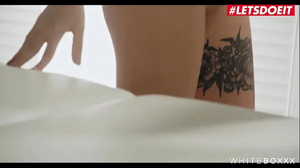 대규모 WHITEBOXXX - (Liya Silver, Kristof Cale) - Oiled Massage Turns Into First Time Anal Experience For Gorgeous Big Tits Russian Teen개의 새 동영상