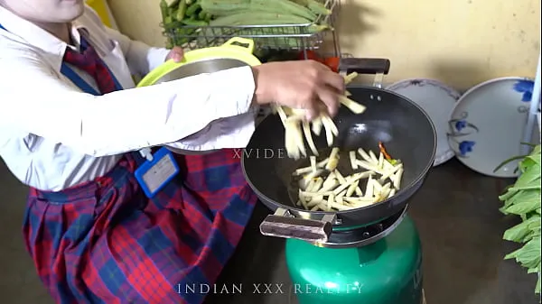 Veliki XXX indian jabaradast choda XXX in hindi novi videoposnetki