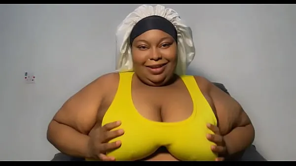Velká Very Mean Twisting On Africanchikito Nipples nová videa