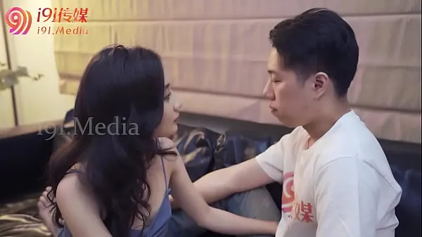 Velká Domestic】Jelly Media Domestic AV Chinese Original / "Gentle Stepmother Consoling Broken Son" 91CM-015 nová videa