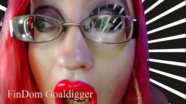 大Eyeglasses and red lips mesmerize新视频