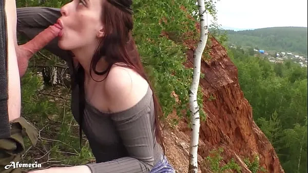 Veliki Sensual Deep Blowjob in the Forest with Cum in Mouth novi videoposnetki