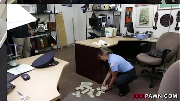 Büyük Fucking Ms. Police Officer yeni Video
