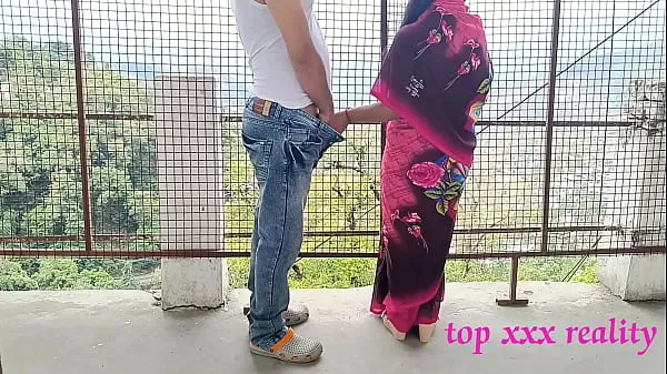 Big XXX Bengali hot bhabhi amazing outdoor sex in pink saree with smart thief! XXX Hindi web series sex Last Episode 2022 new Videos