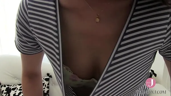 بڑے A with whipped body, said she didn't feel her boobs, but when the actor touches them, her nipples are standing up نئے ویڈیوز